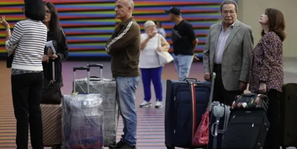 अमेरिकासँग बढ्दो तनावबीच भेनेजुएलाले ६ प्रमुख एयरलाइन्सलाई लगायो प्रतिबन्ध